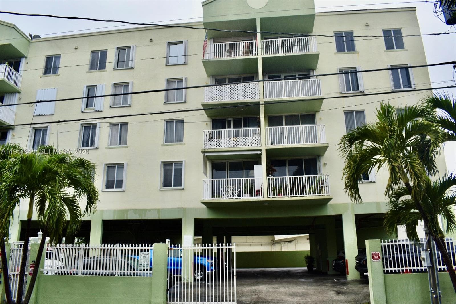 616 NW 26th Ave # 210, Miami FL 33125 — 1