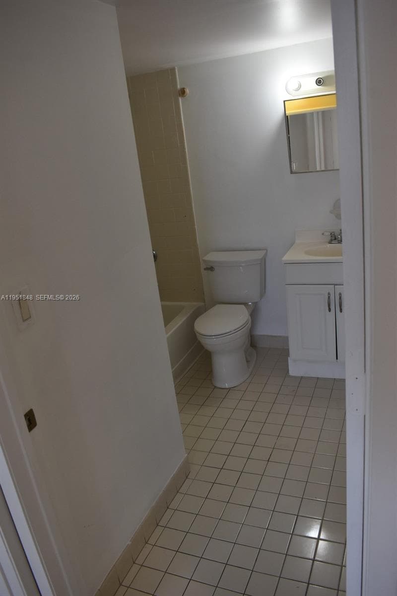 616 NW 26th Ave # 210, Miami FL 33125 — 15