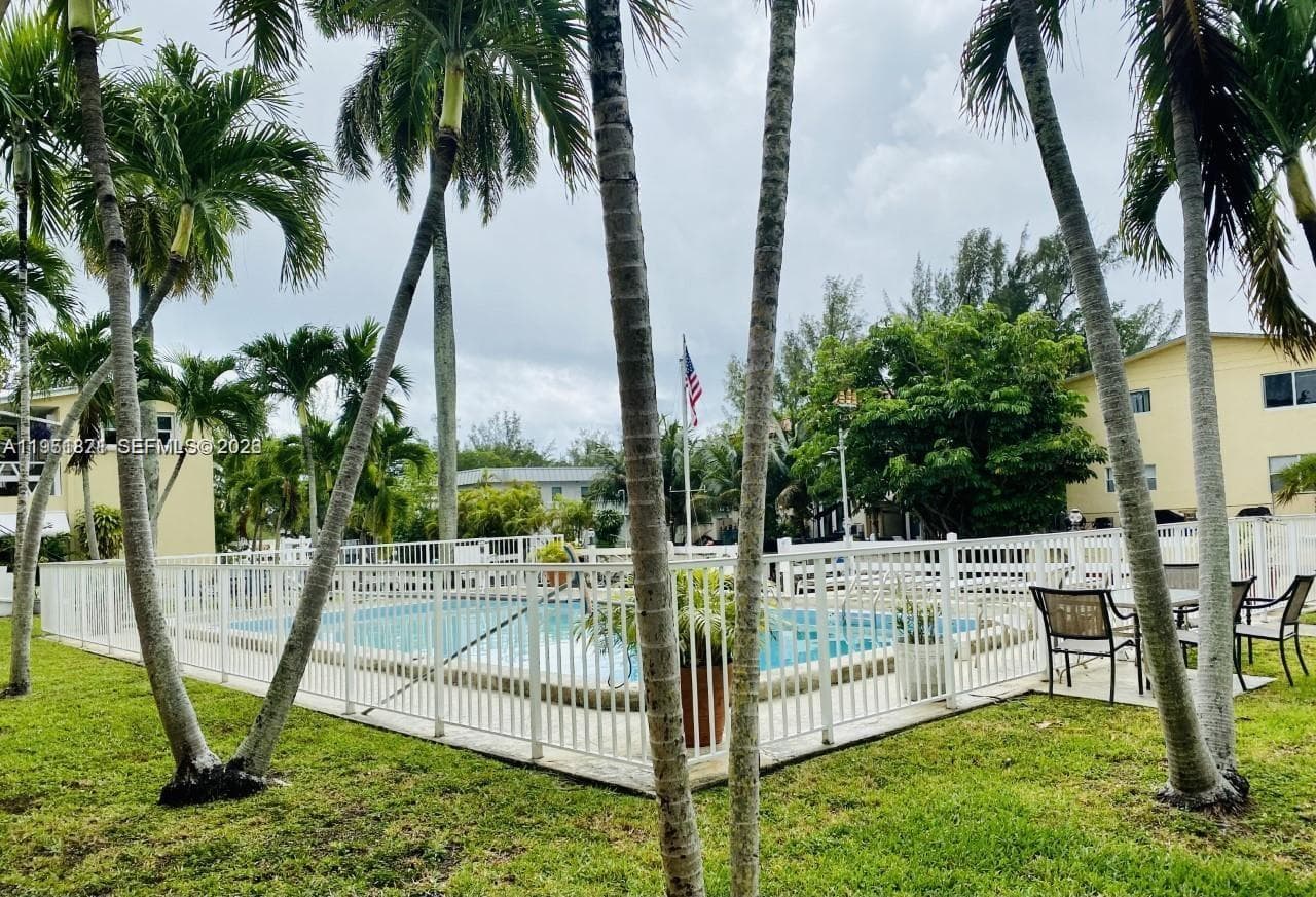 Venice Park, North Miami, FL — 4