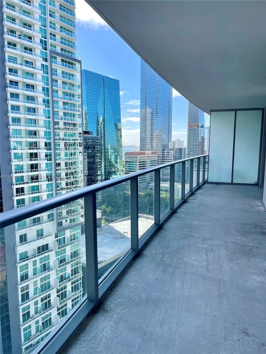 1100 S Miami Ave # 2111, Miami FL 33130 — 23