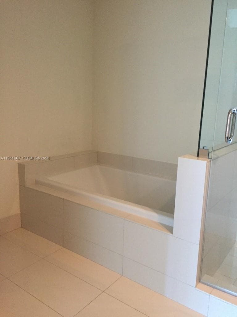 1100 S Miami Ave # 2111, Miami FL 33130 — 16