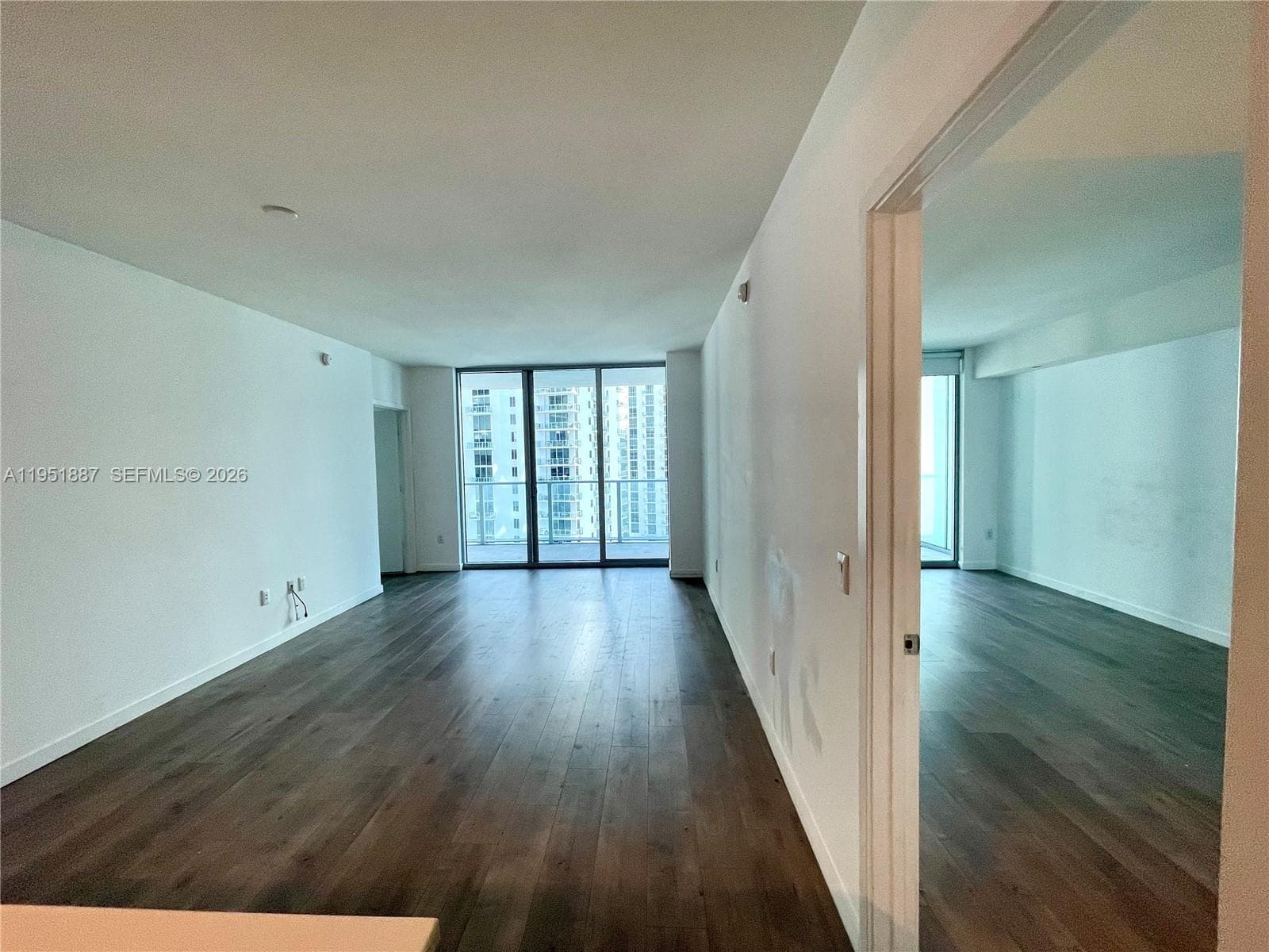 1100 S Miami Ave # 2111, Miami FL 33130 — 28