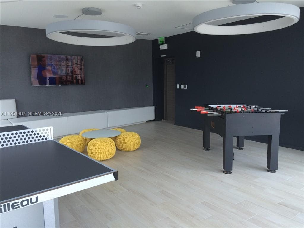 1100 S Miami Ave # 2111, Miami FL 33130 — 5