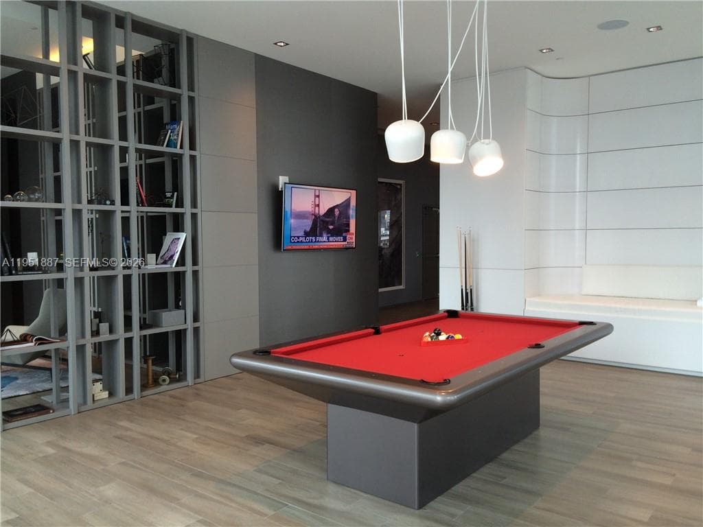 1100 S Miami Ave # 2111, Miami FL 33130 — 11