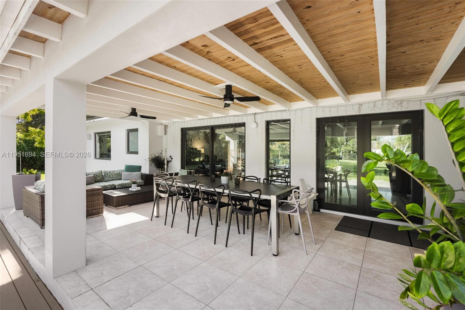 07325 SW 102nd St, Pinecrest FL 33156 — 34