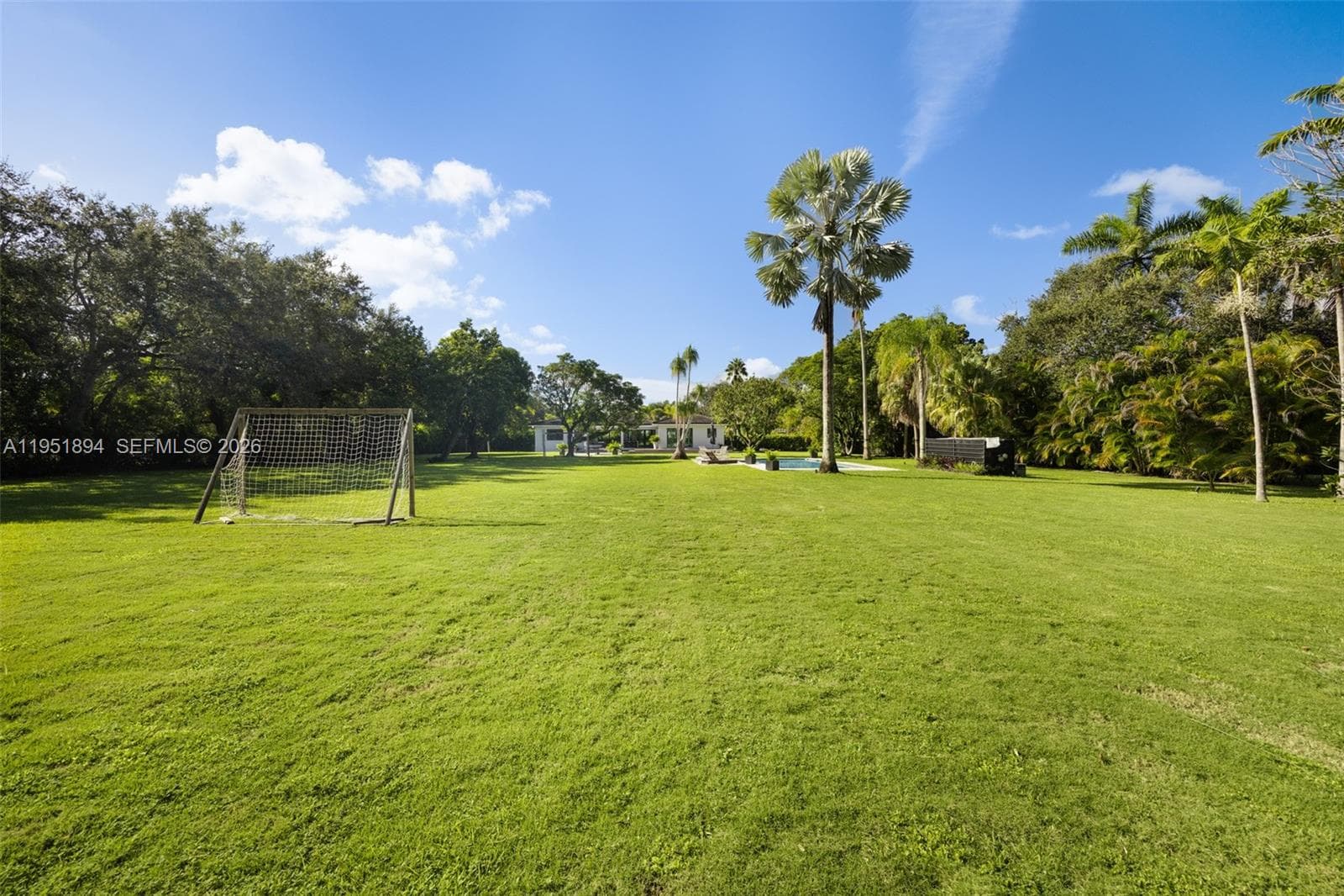 07325 SW 102nd St, Pinecrest FL 33156 — 39