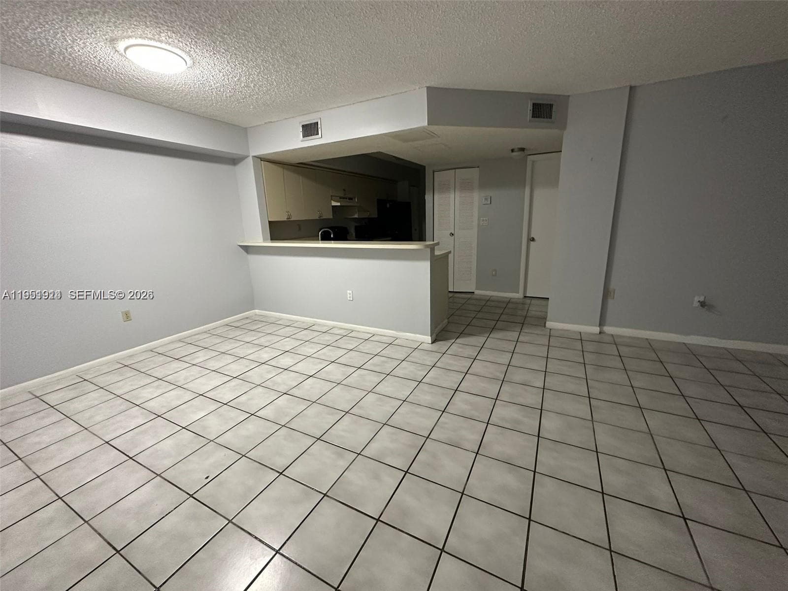8600 SW 212th St # 105, Cutler Bay FL 33189 — 6