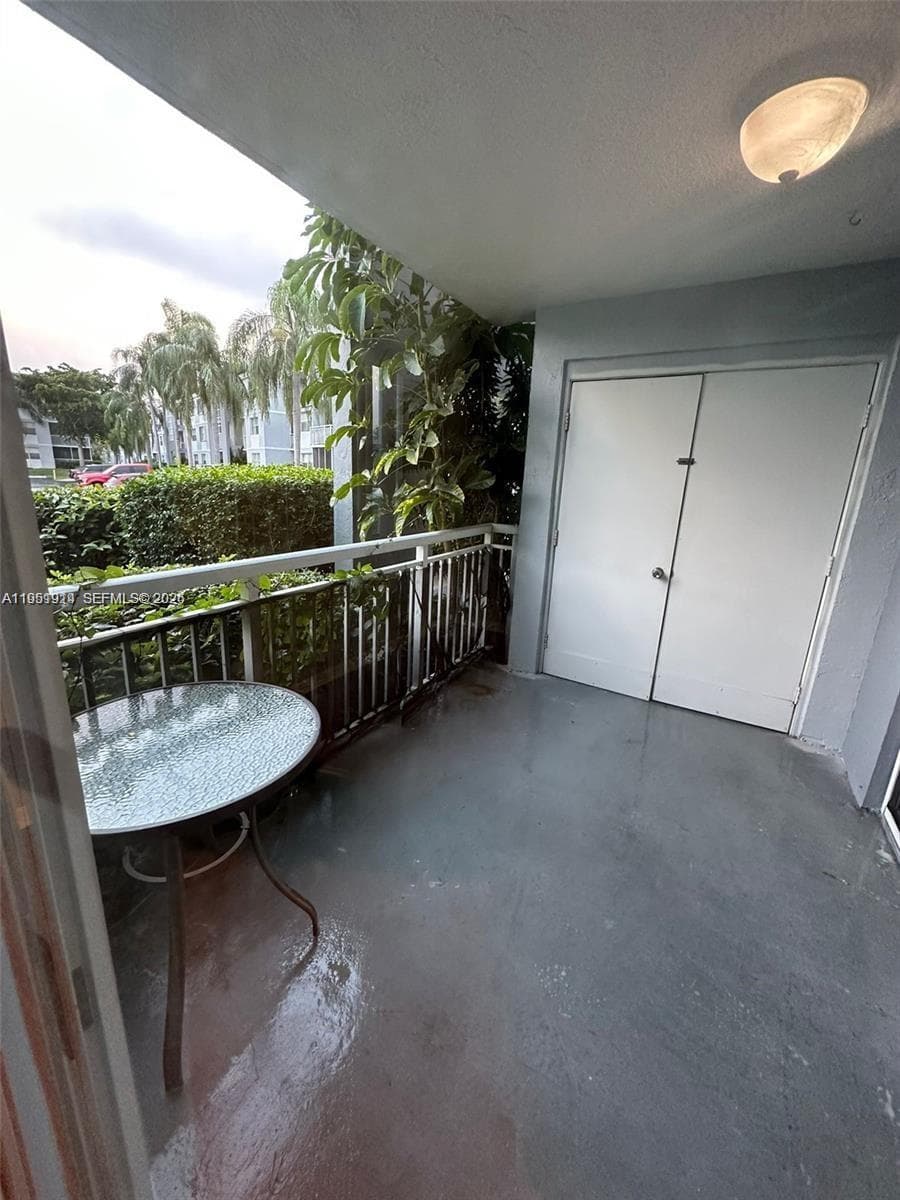 8600 SW 212th St # 105, Cutler Bay FL 33189 — 12