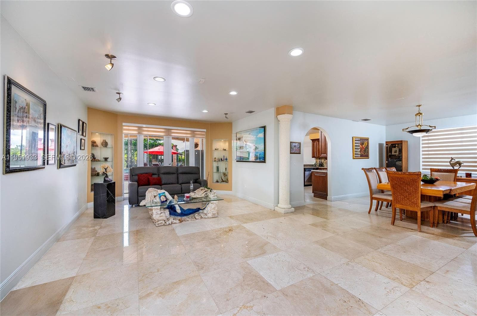19520 SW 206th St, Miami FL 33187 — 25