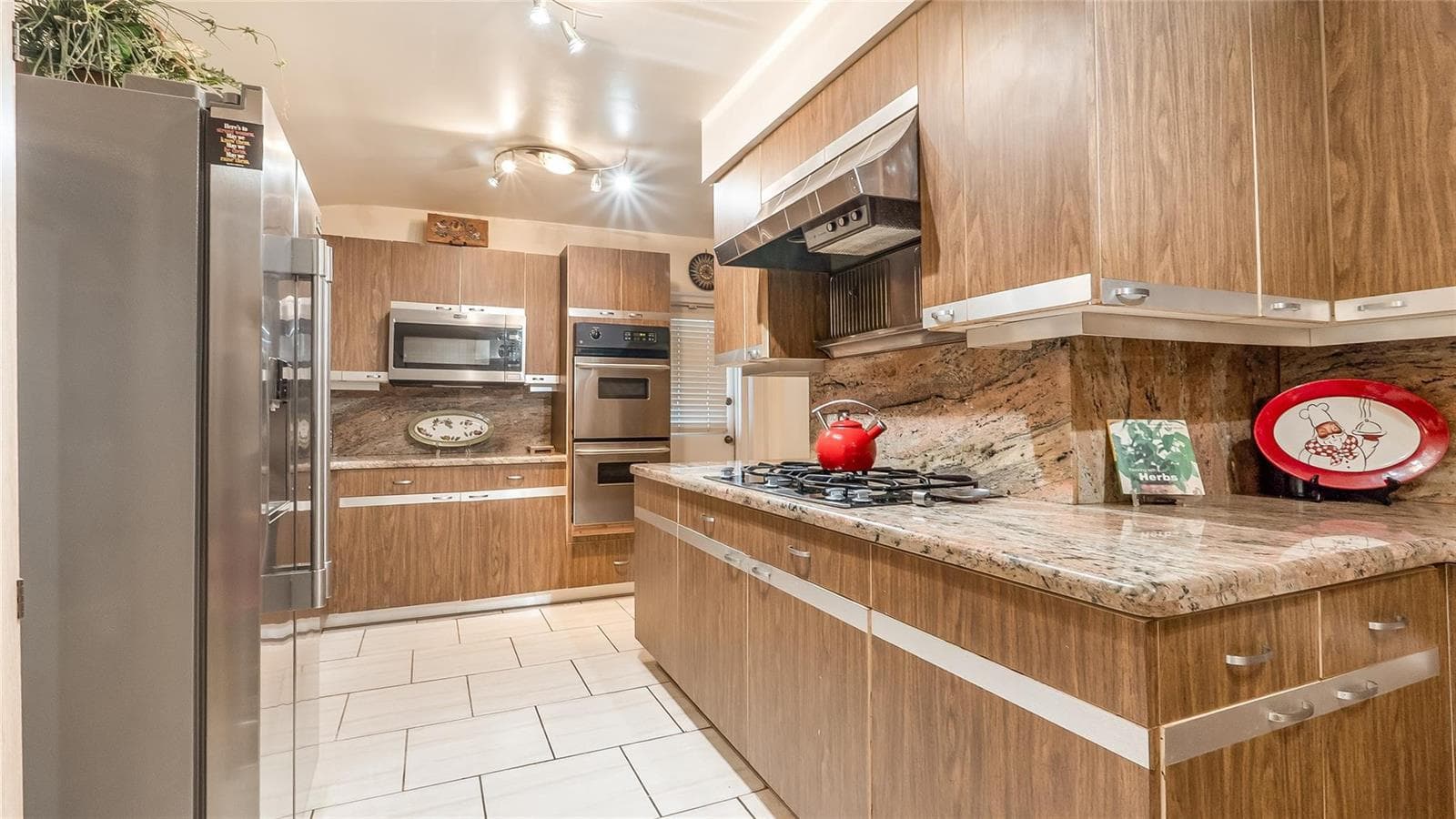 13920 N Miami Avenue, Miami FL 33168 — 26