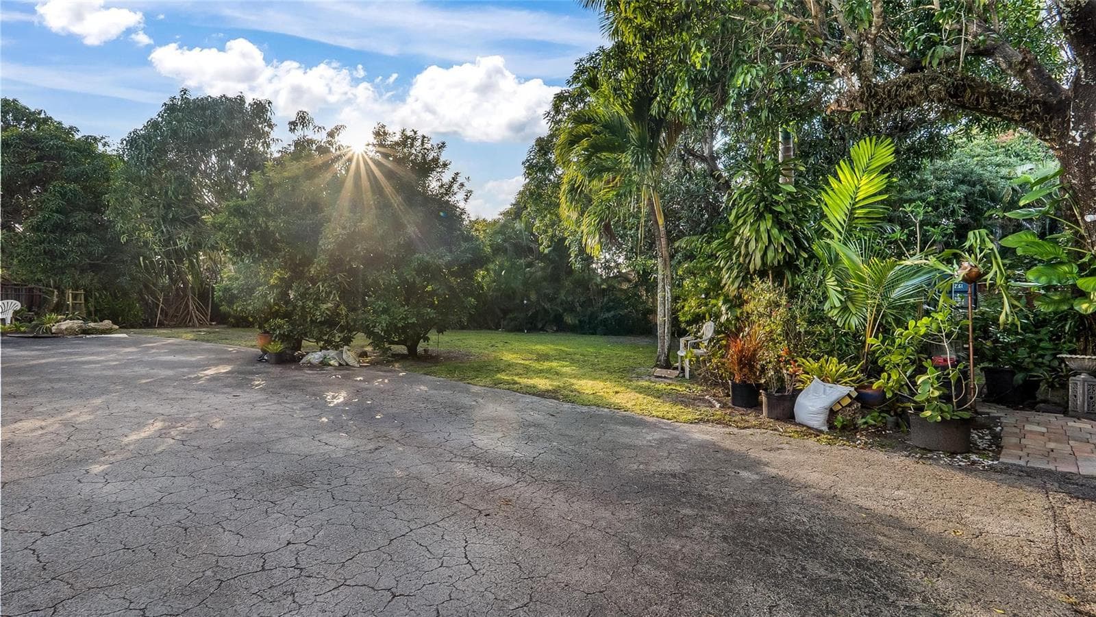 13920 N Miami Avenue, Miami FL 33168 — 36