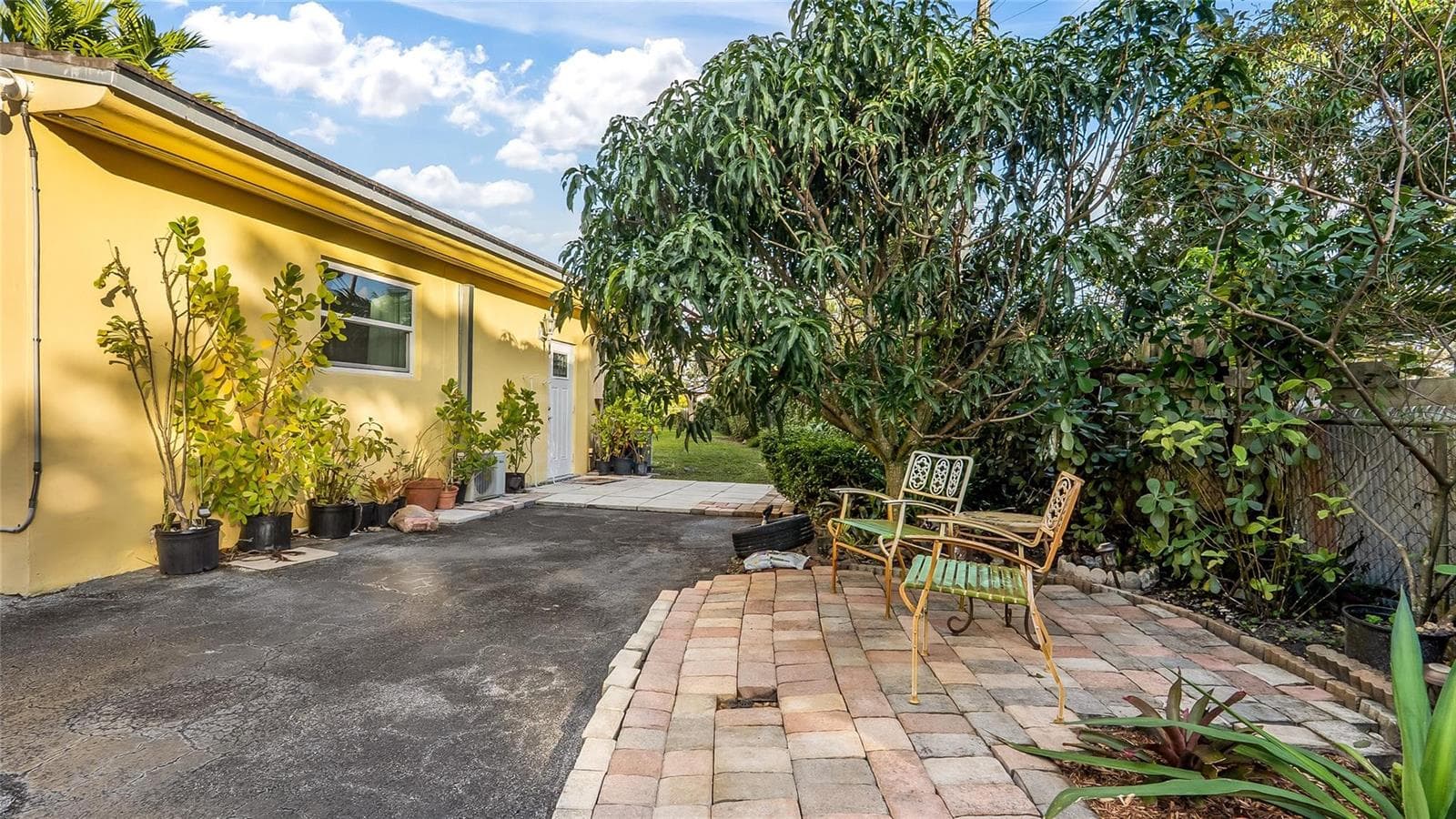 13920 N Miami Avenue, Miami FL 33168 — 41