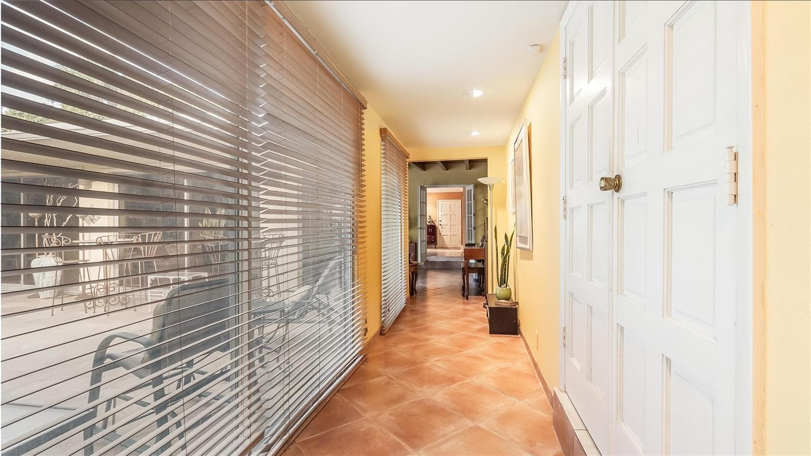 13920 N Miami Avenue, Miami FL 33168 — 15