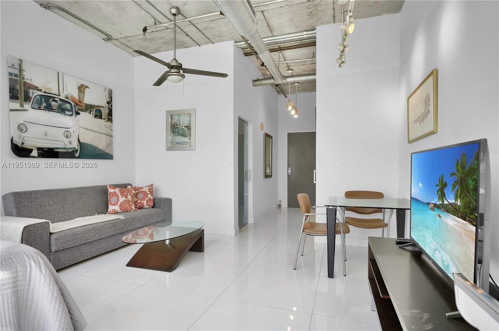 2001 Biscayne Blvd # 3213, Miami FL 33137 — 10