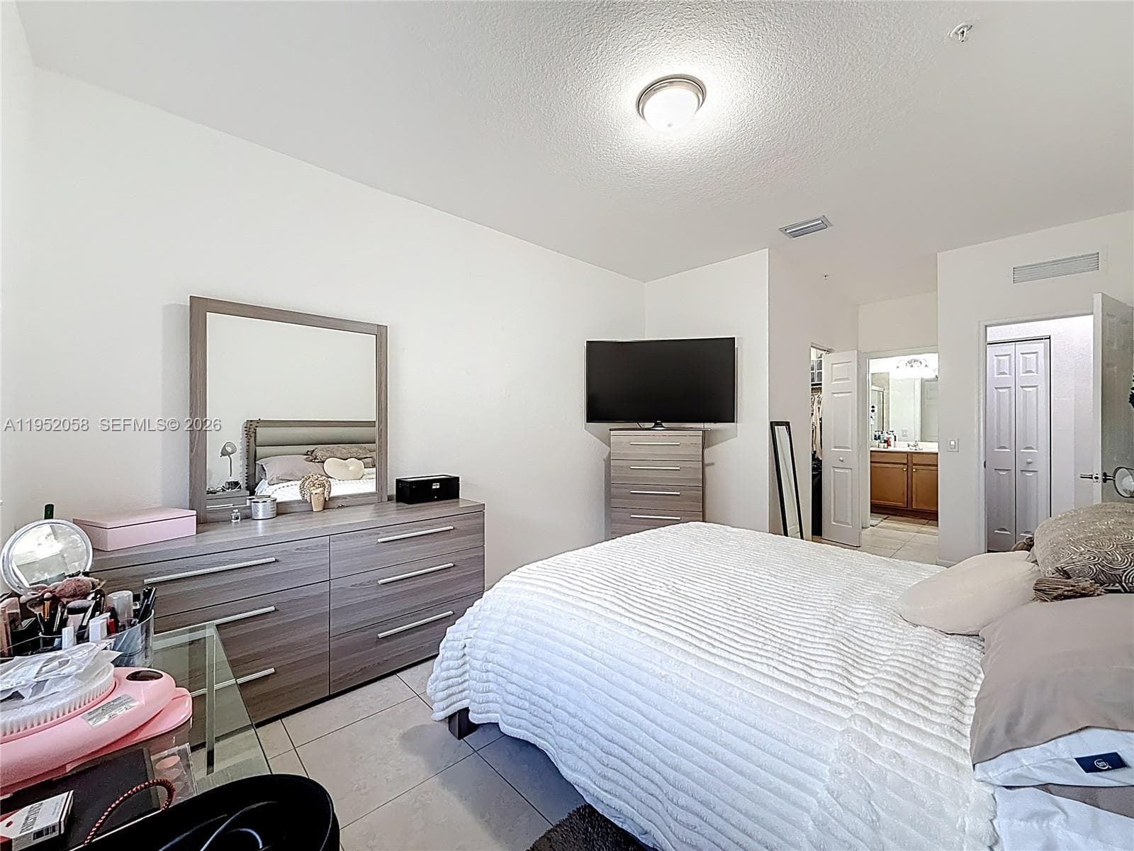 260 NW 109th Ave # 206, Miami FL 33172 — 27