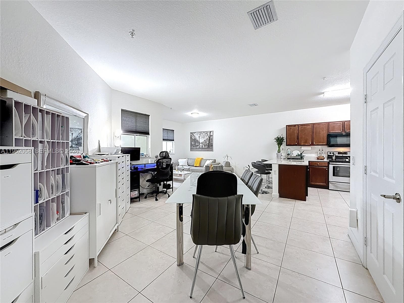260 NW 109th Ave # 206, Miami FL 33172 — 5
