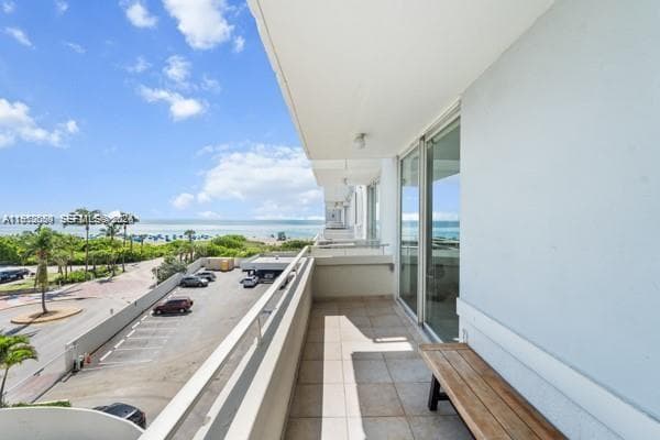 465 Ocean Dr # 524, Miami Beach FL 33139 — 13