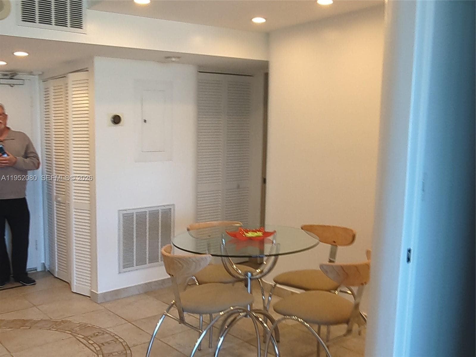 465 Ocean Dr # 524, Miami Beach FL 33139 — 8
