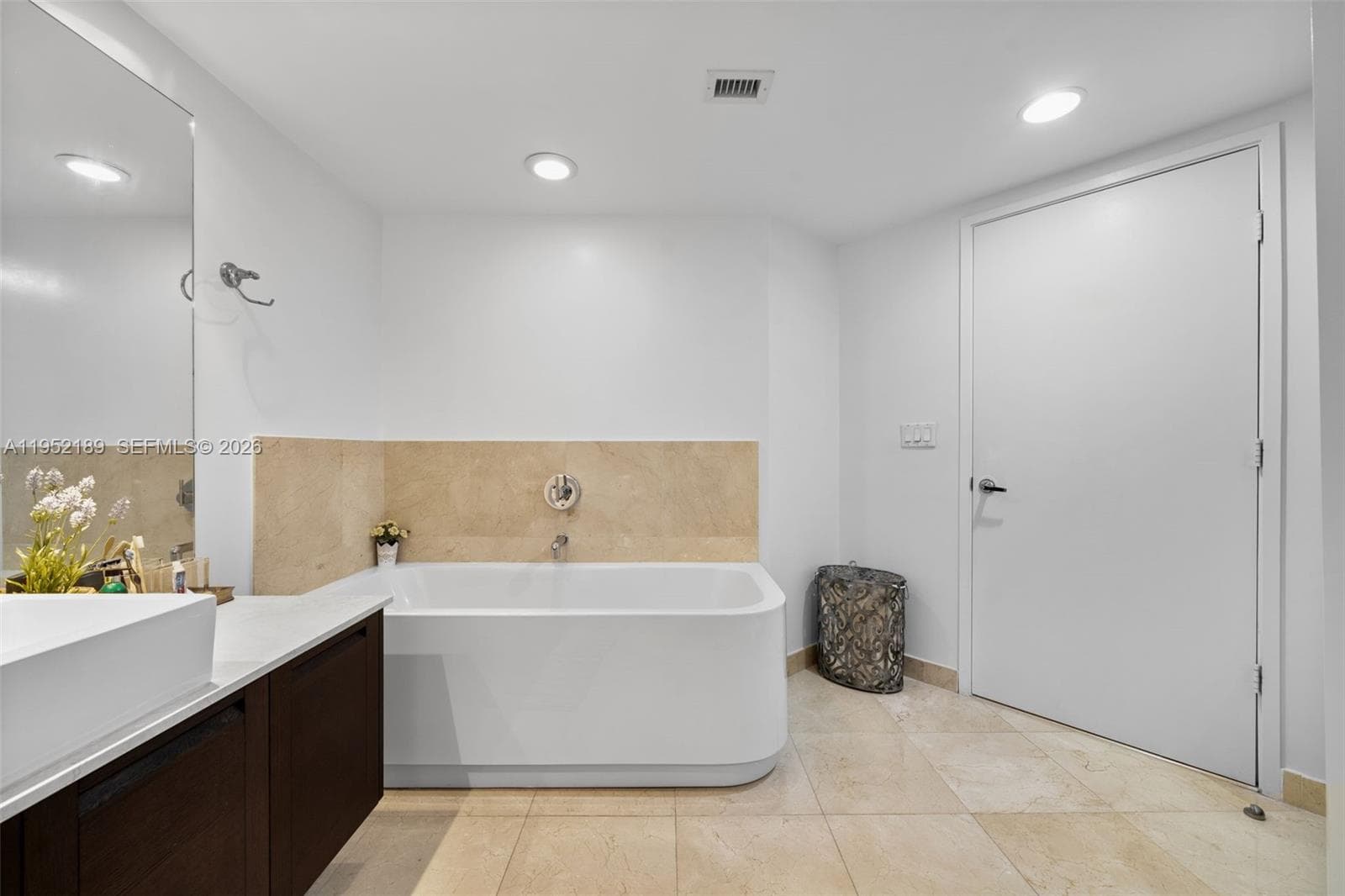 250 Sunny Isles Blvd # 802, Sunny Isles Beach FL 33160 — 17