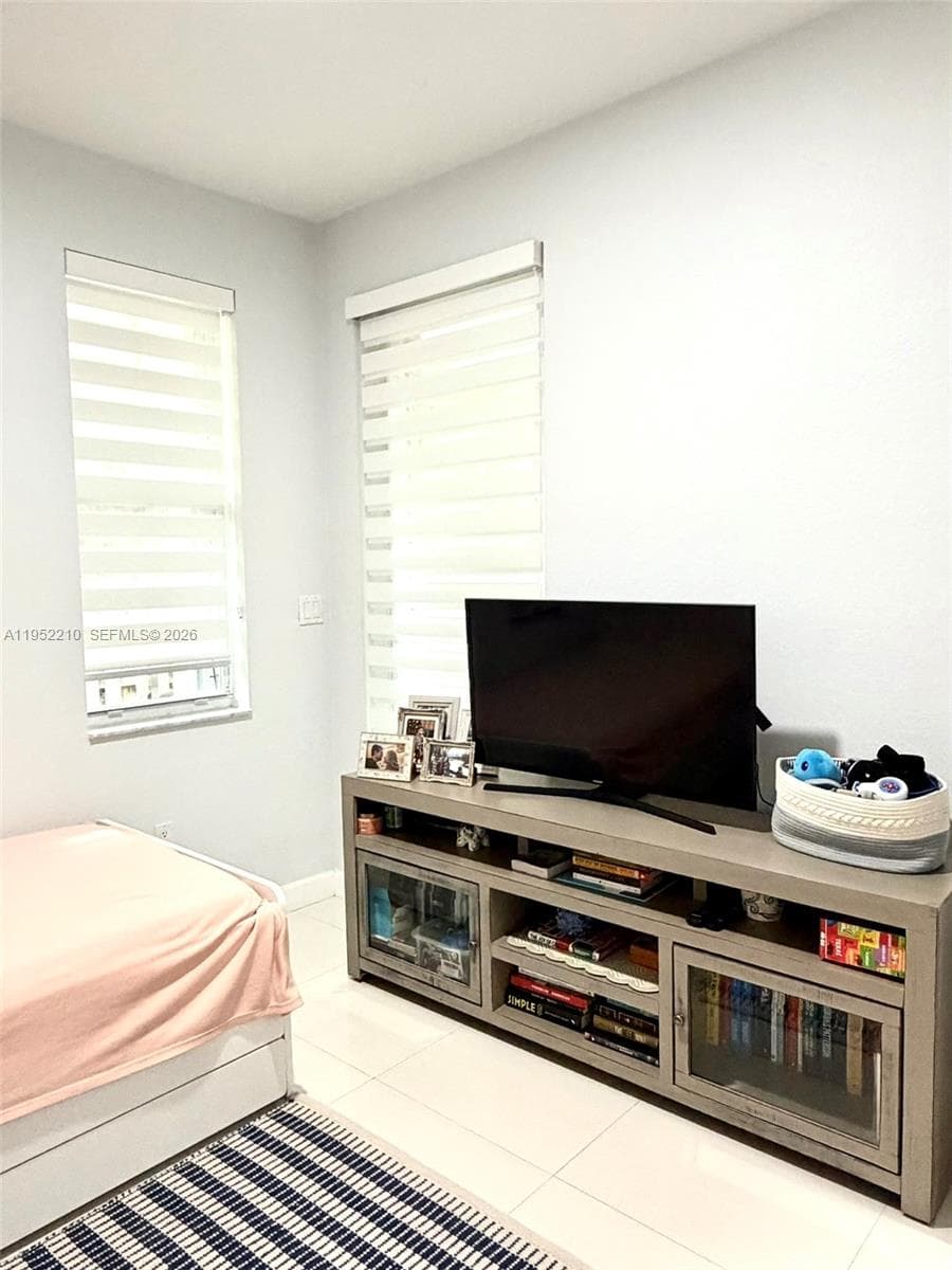 10780 NW 74th Ln, Doral FL 33178 — 20