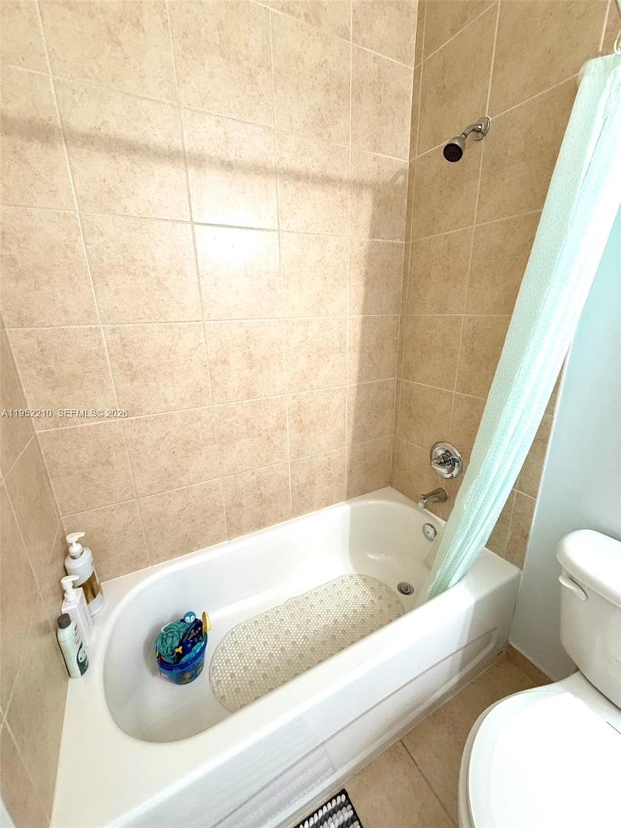 10780 NW 74th Ln, Doral FL 33178 — 34