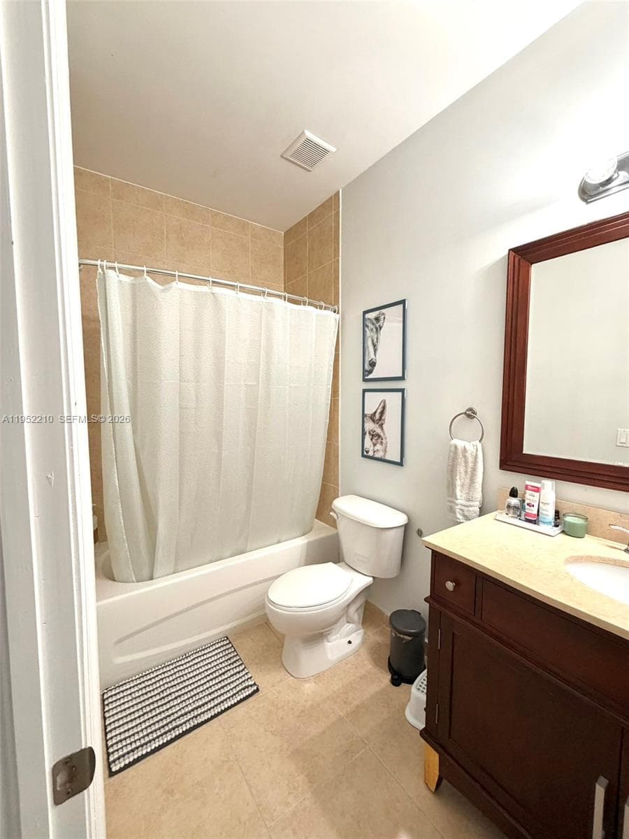 10780 NW 74th Ln, Doral FL 33178 — 33