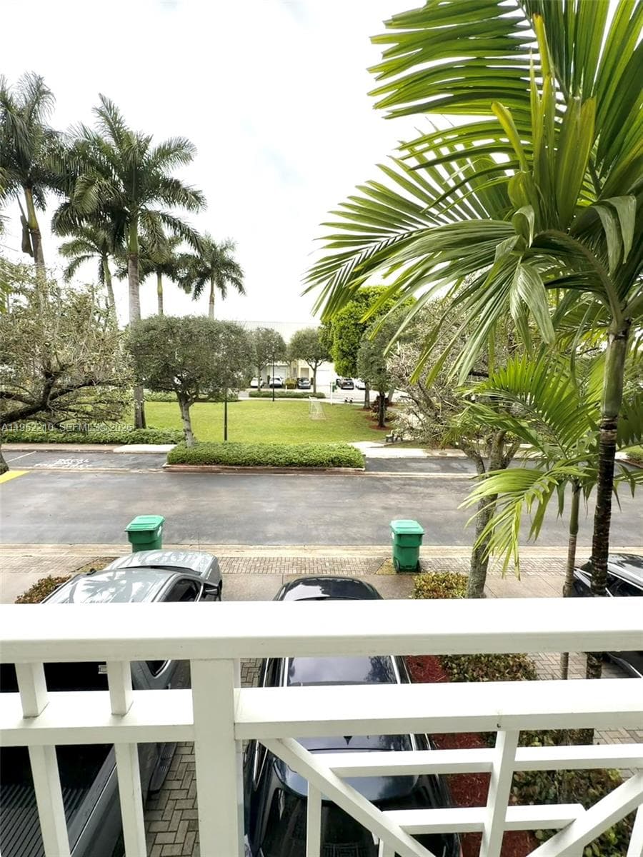 10780 NW 74th Ln, Doral FL 33178 — 41