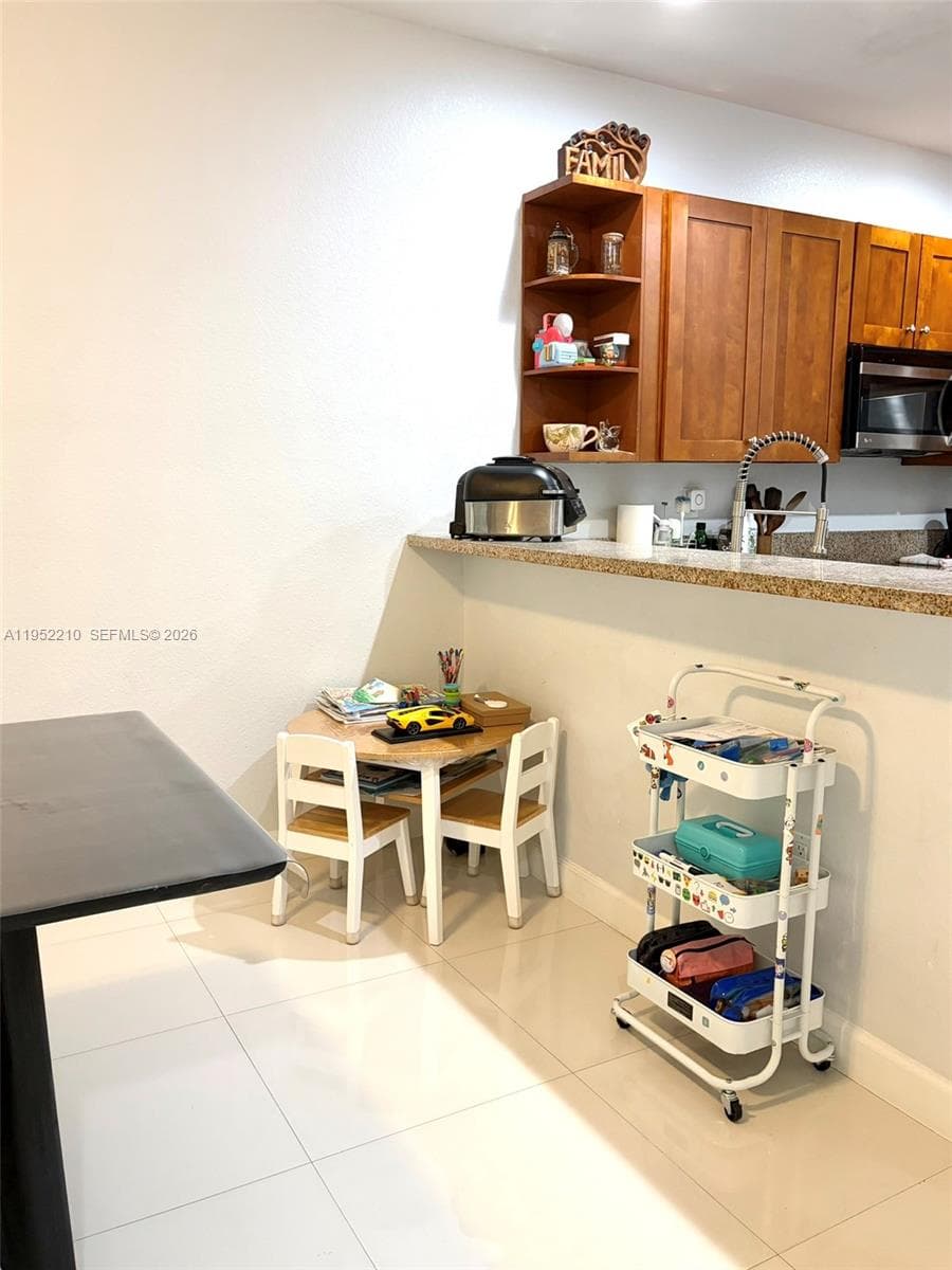 10780 NW 74th Ln, Doral FL 33178 — 15