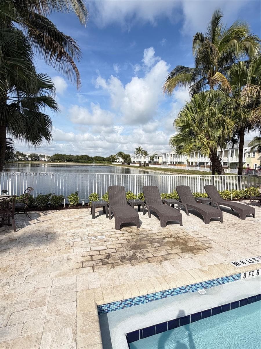 10780 NW 74th Ln, Doral FL 33178 — 64
