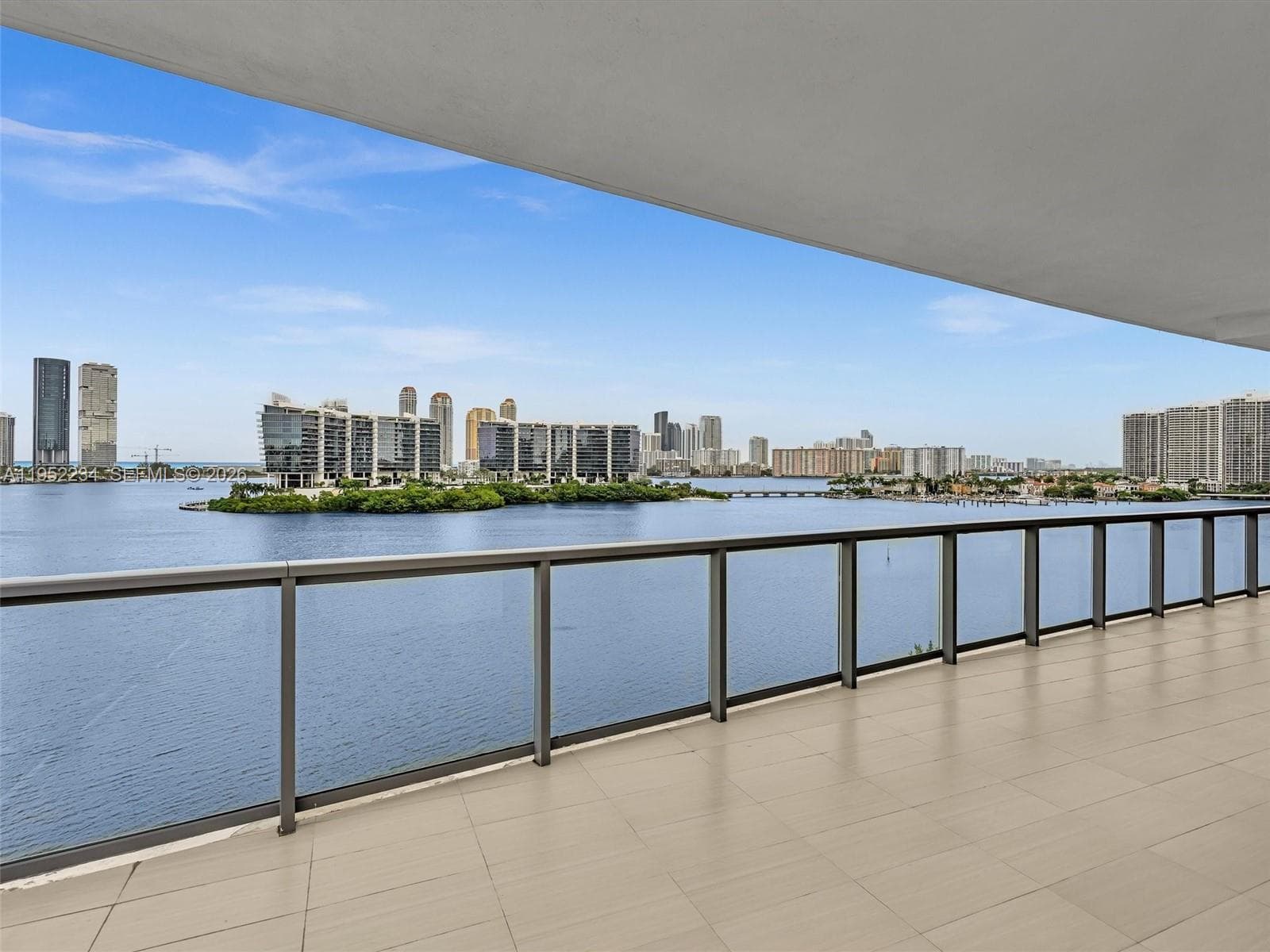 3300 NE 188th St # 718, Aventura FL 33180 — 16