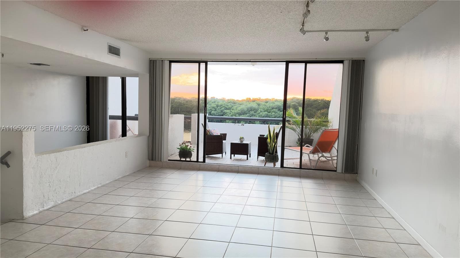 456 Poinciana Island dr # 1620, Sunny Isles Beach FL 33160 — 16