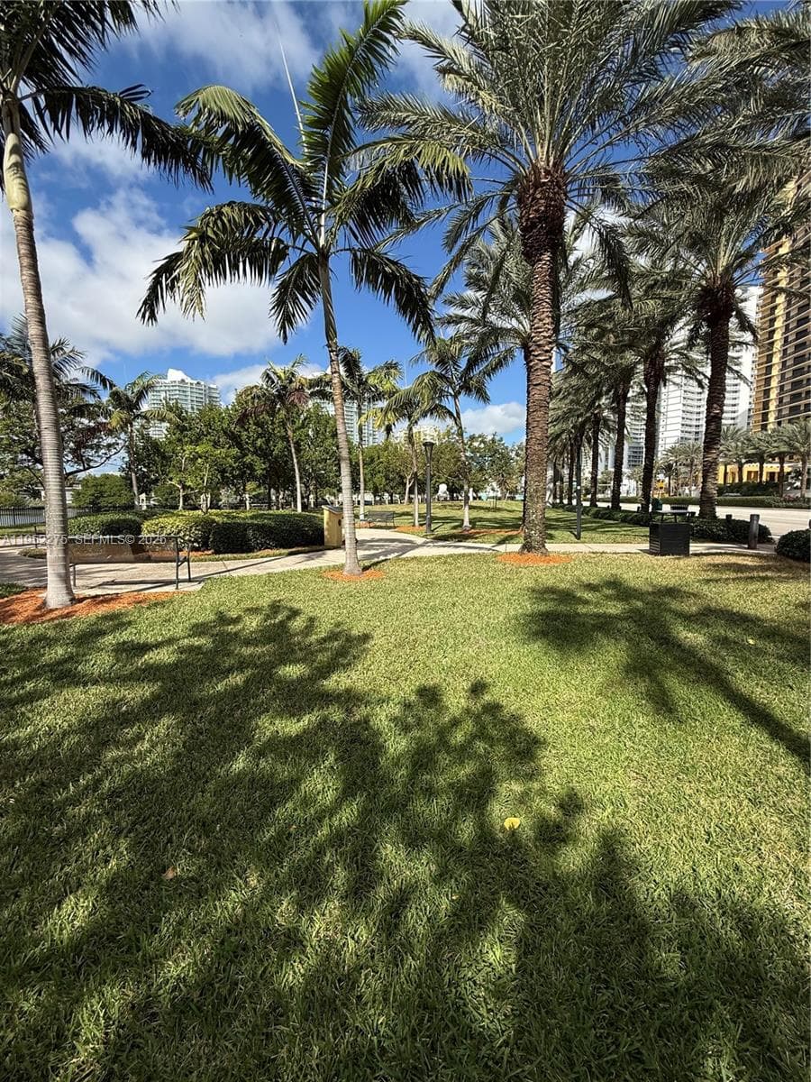 456 Poinciana Island dr # 1620, Sunny Isles Beach FL 33160 — 35
