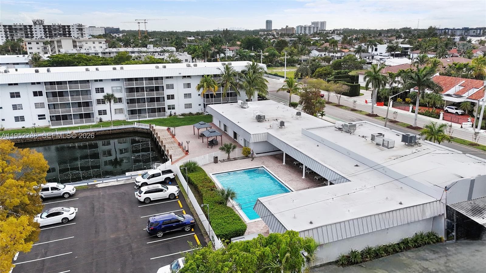 3600 NE 170th St # 312, North Miami Beach FL 33160 — 27