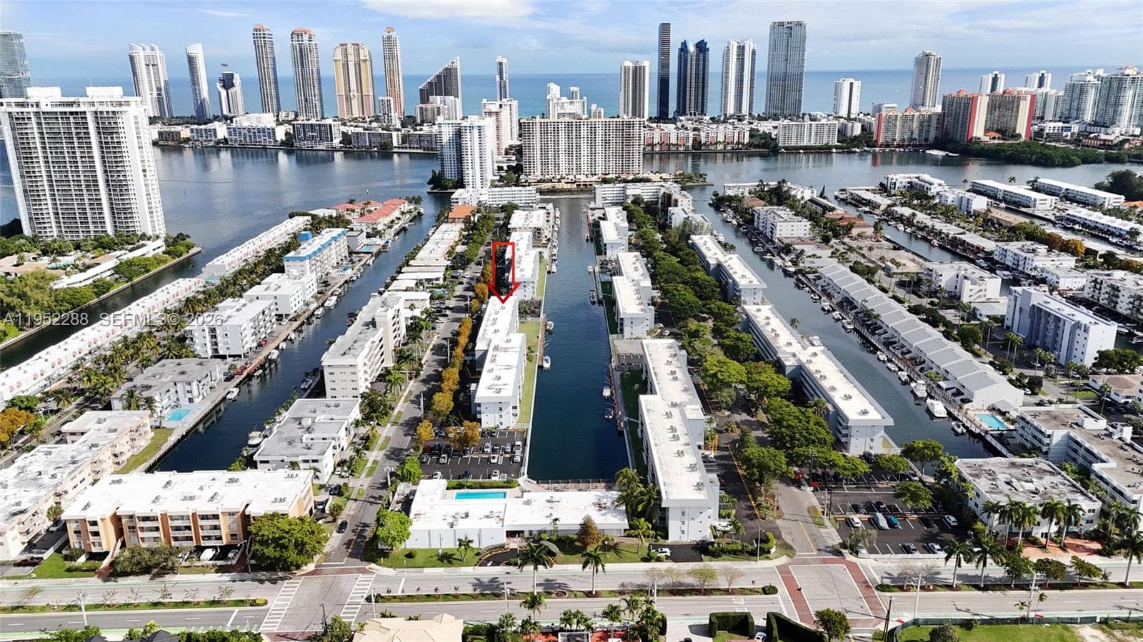 3600 NE 170th St # 312, North Miami Beach FL 33160 — 34