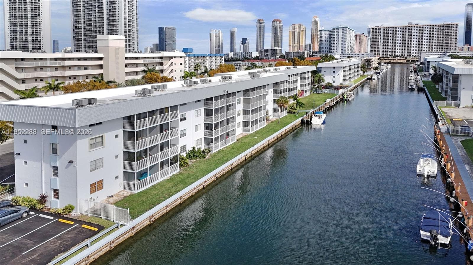 3600 NE 170th St # 312, North Miami Beach FL 33160 — 39