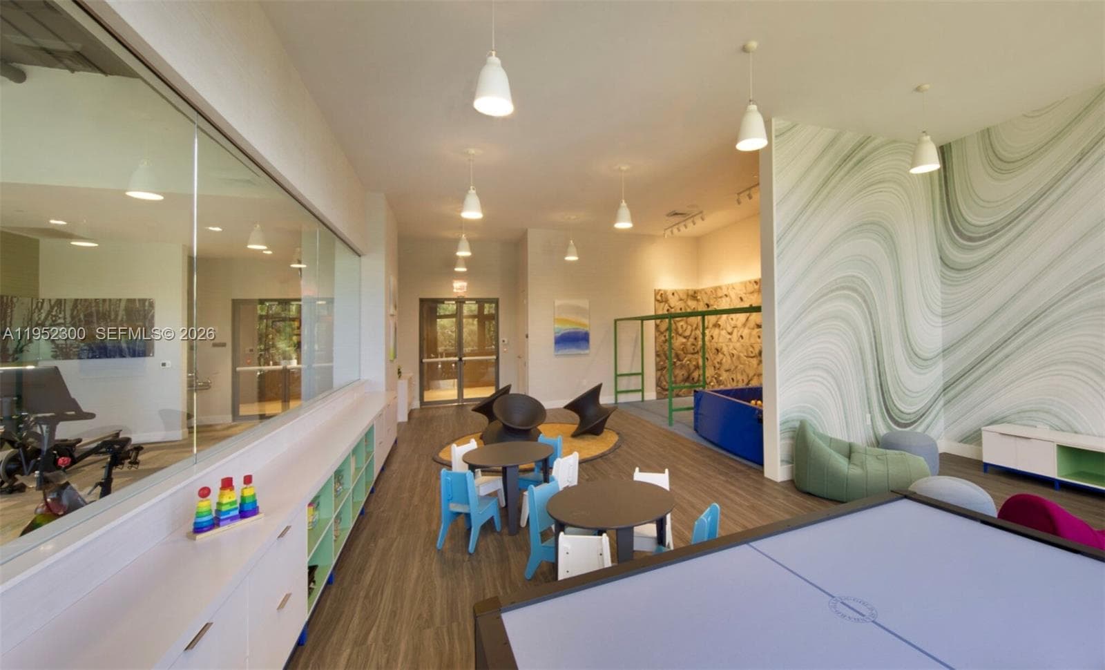 16385 Biscayne Blvd # 3217, North Miami Beach FL 33160 — 46