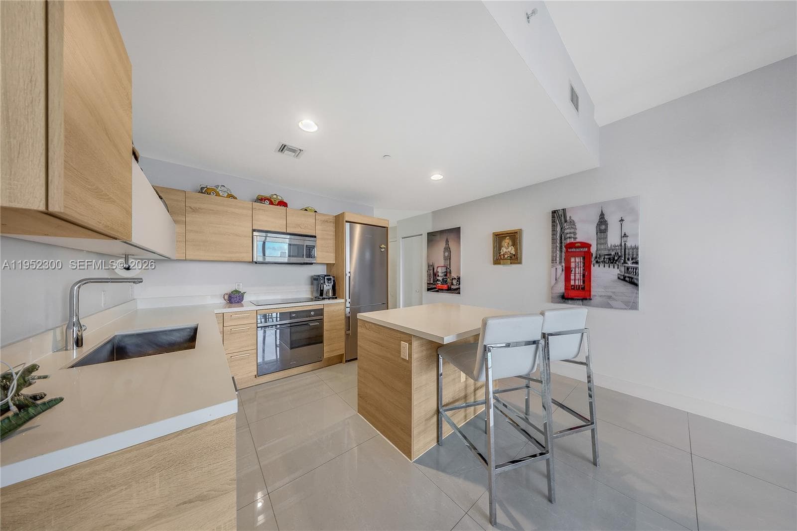 16385 Biscayne Blvd # 3217, North Miami Beach FL 33160 — 13