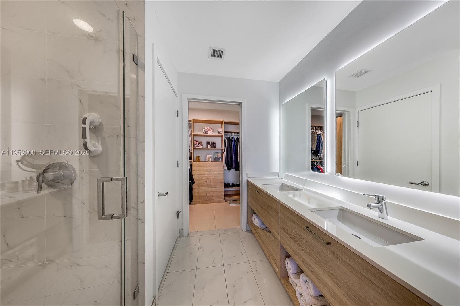 16385 Biscayne Blvd # 3217, North Miami Beach FL 33160 — 19