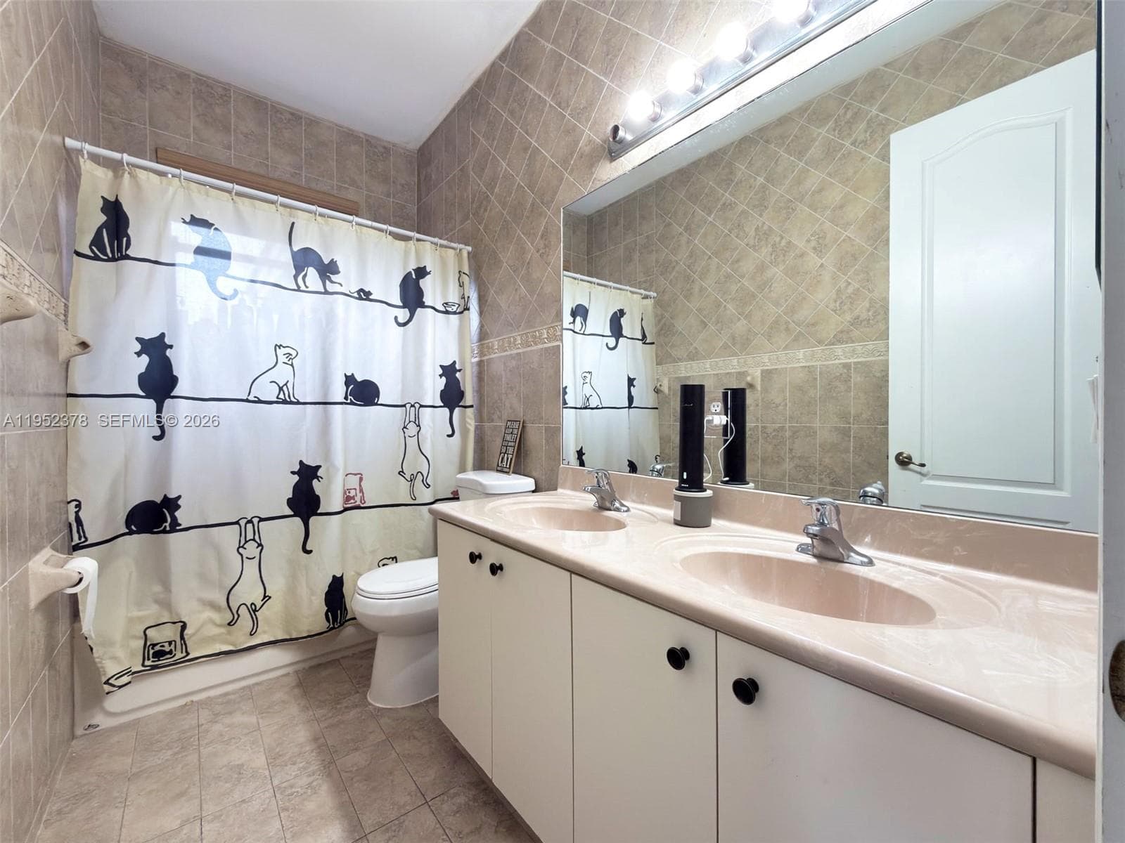 366 NE 19th Ave, Homestead FL 33033 — 25