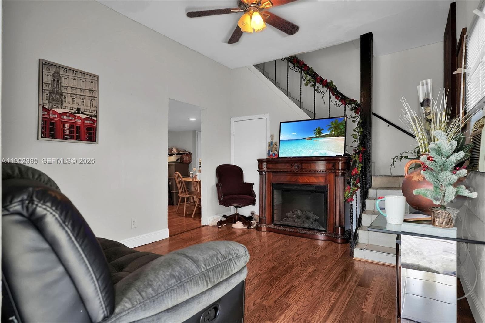2105 NW 1st St, Miami FL 33125 — 8