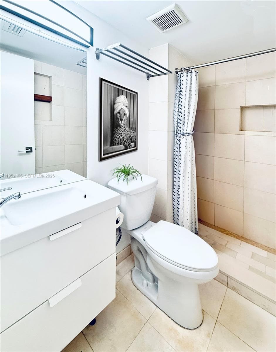 2575 SW 27th Ave # 210, Miami FL 33133 — 14