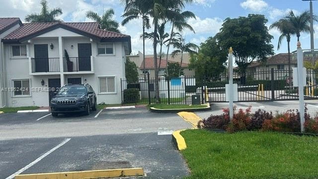 560 NW 82nd Pl # 306, Miami FL 33126 — 53