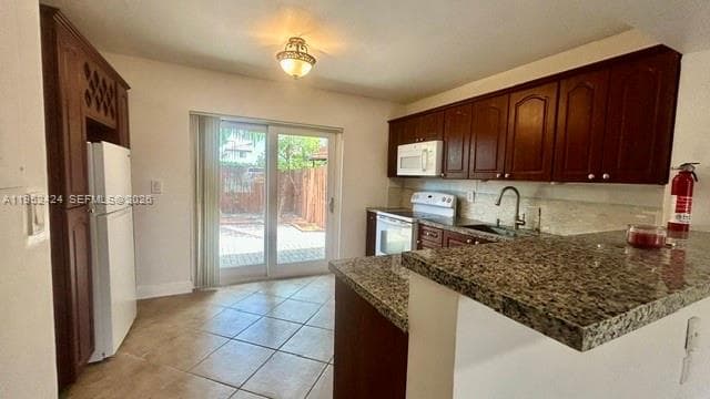 560 NW 82nd Pl # 306, Miami FL 33126 — 21