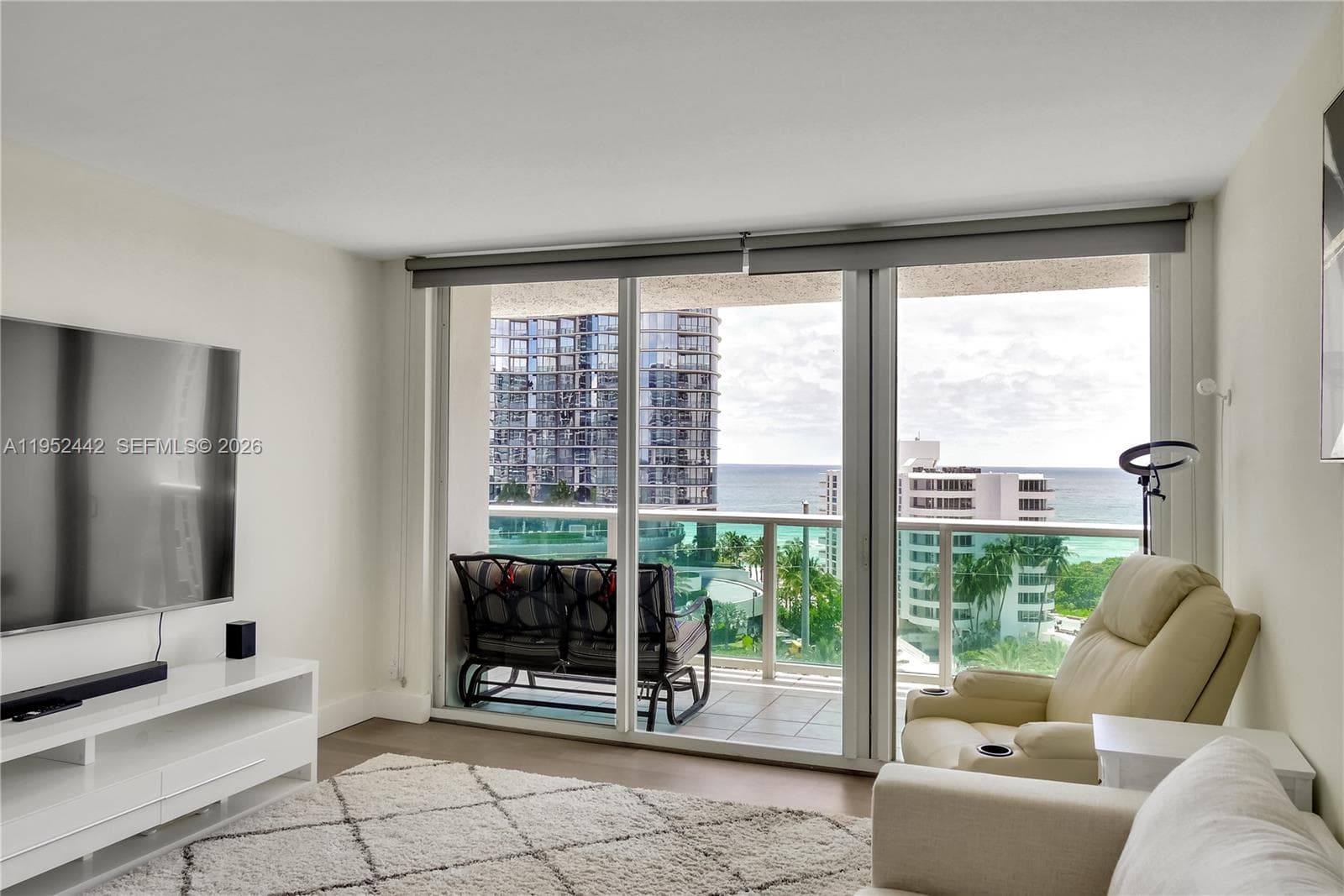 100 Bayview Dr # 1008, Sunny Isles Beach FL 33160 — 14