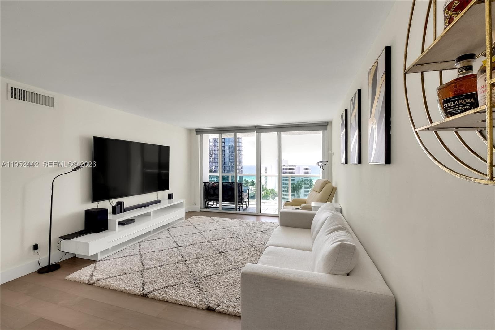 100 Bayview Dr # 1008, Sunny Isles Beach FL 33160 — 11