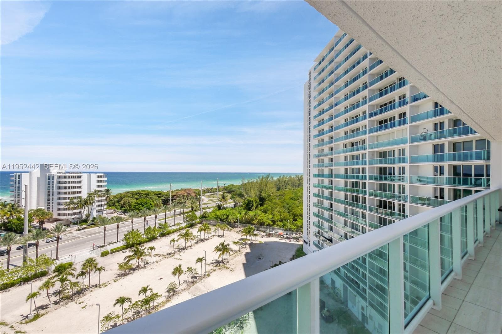 100 Bayview Dr # 1008, Sunny Isles Beach FL 33160 — 35