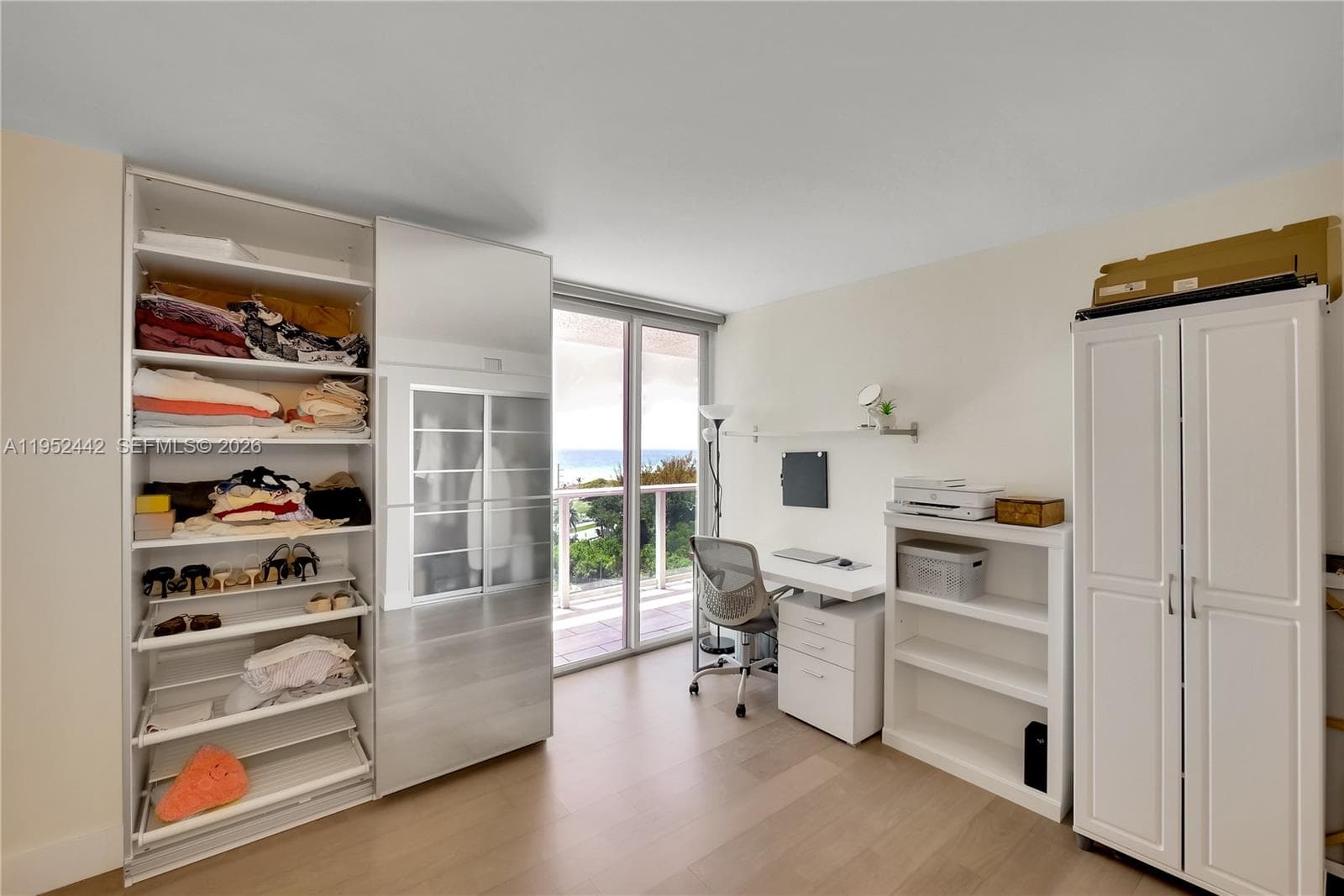 100 Bayview Dr # 1008, Sunny Isles Beach FL 33160 — 21