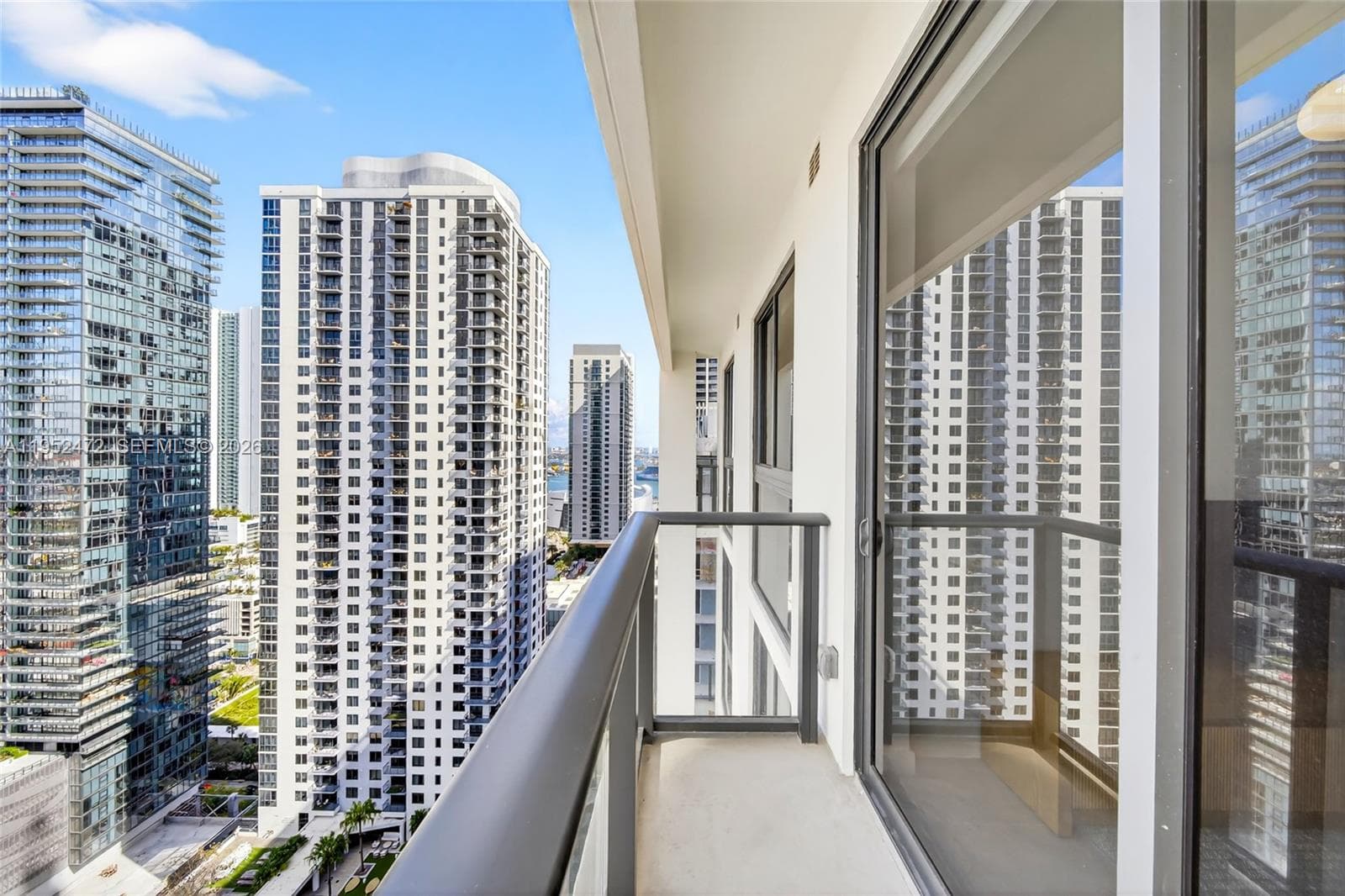 11 NE 6 ST # 3210, Miami FL 33132 — 42