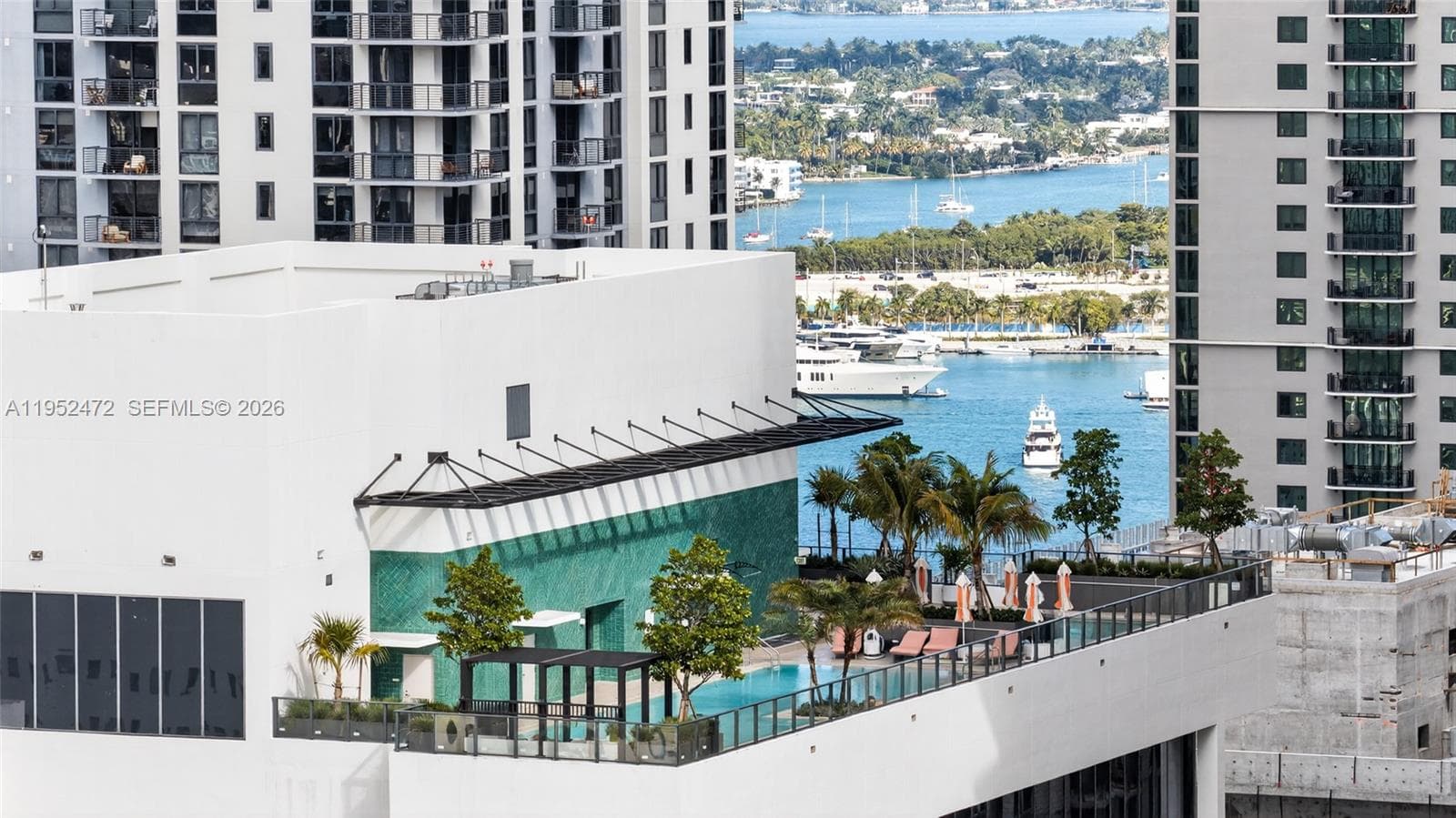 11 NE 6 ST # 3210, Miami FL 33132 — 1