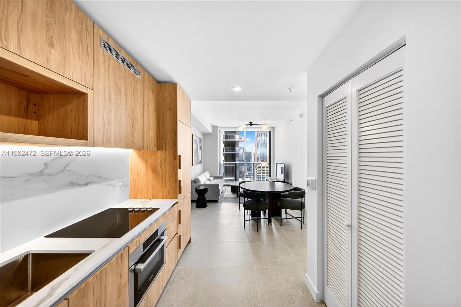 11 NE 6 ST # 3210, Miami FL 33132 — 24